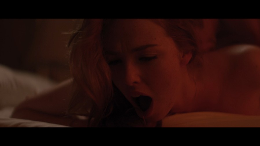 Freya-Mavor_Stacy-Martin_-_The-Lady-in-the-Car-with-Glasses-and-a-Gun-2015-1080p-Blu-ray-Remux-NCS-017.jpg