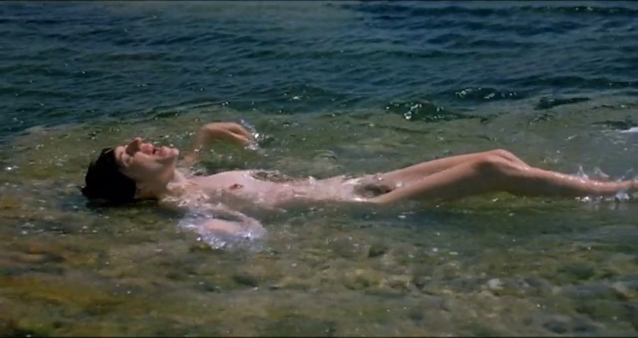 Giovanna Giuliani Fanny Ardant The Scent of Blood 2004 720p Web NCS 01