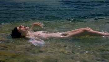 Giovanna-Giuliani_Fanny-Ardant_-_The-Scent-of-Blood-2004-720p-Web-NCS-01