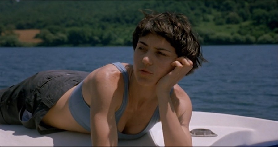 Giovanna-Giuliani_Fanny-Ardant_-_The-Scent-of-Blood-2004-720p-Web-NCS-014.jpg