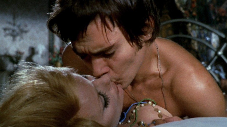 Elke Sommer Sylva Koscina Carmen Silva The House of Exorcism 1975 1080p Blu ray Remux NCS 019
