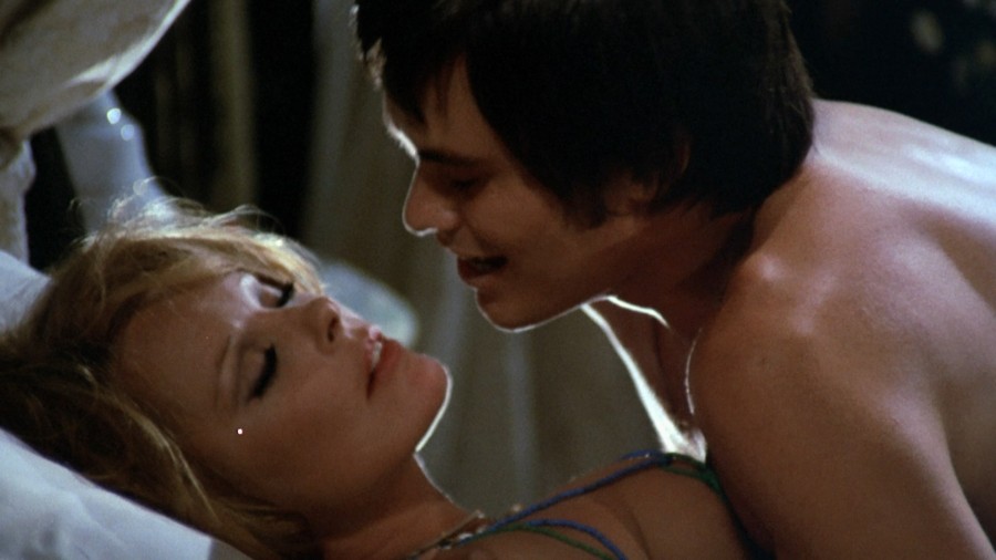 Elke Sommer Sylva Koscina Carmen Silva The House of Exorcism 1975 1080p Blu ray Remux NCS 020