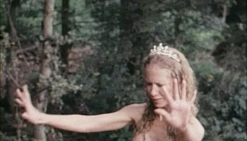 Connie-Booth_-_Romance-with-a-Double-Bass-1974-DVD-NCS-08