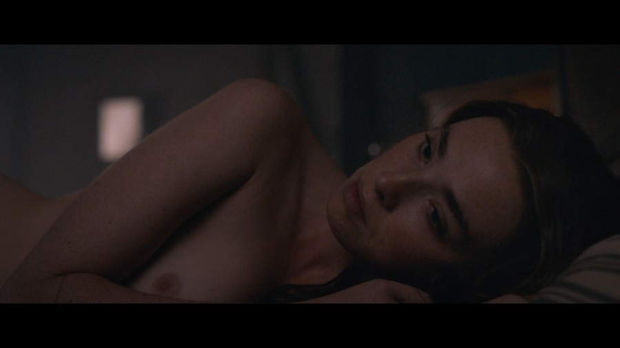 Freya Mavor Olga Kurylenko L Empereur de Paris 2018 1080p Blu ray Remux NCS 03