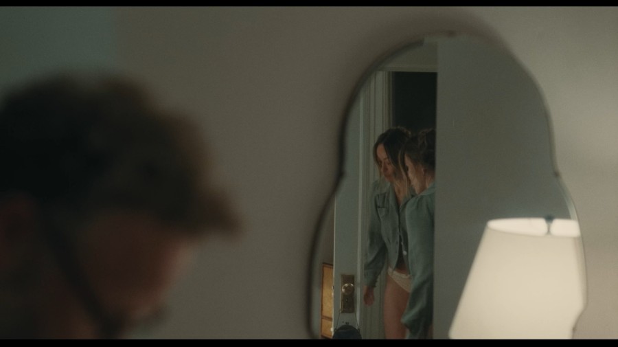 Olivia Wilde Penelope Cruz The Invite 2026 1080p Web NCS 03