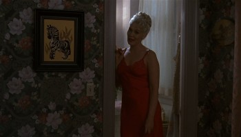 Cathy-Moriarty_Maruschka-Detmers_Valerie-McIntosh_-_The-Mambo-Kings-1992-1080p-Web-NCS-01
