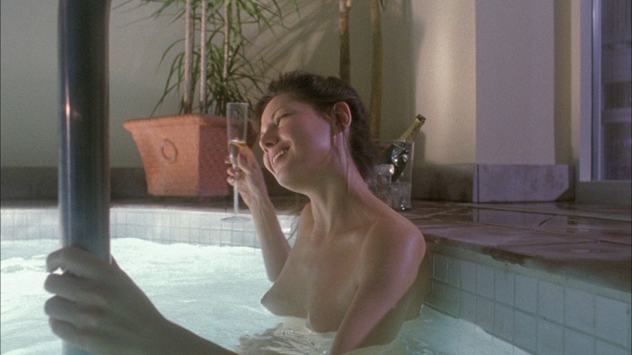 Liliana Komorowska Claire Cellucci Valerie Valois Scanners III The Takeover 1991 1080p Blu ray Remux