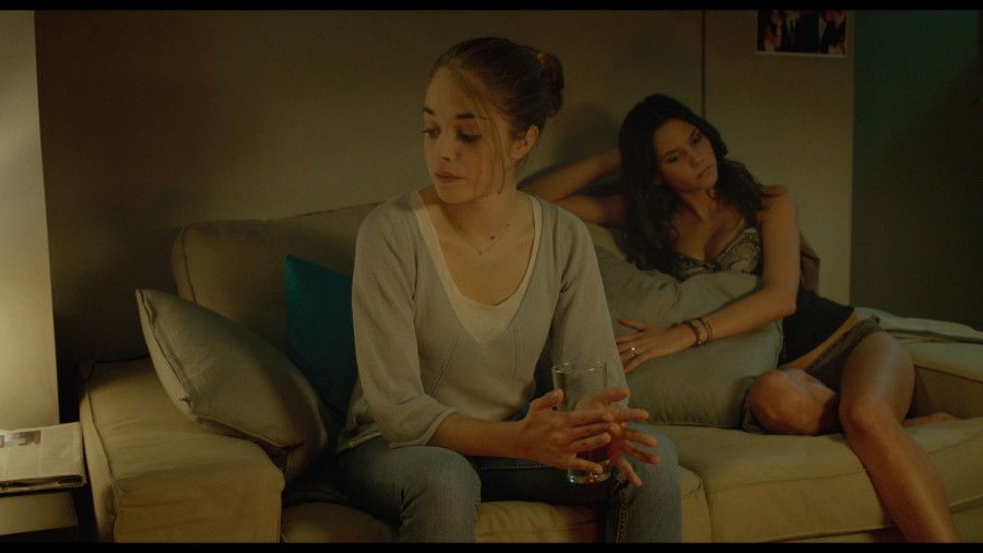 Fanny Piot Margot Lourdet Alice Isaaz Noemie Merlant Marine Sainsily Smart Ass 2014 1080p Blu ray Re