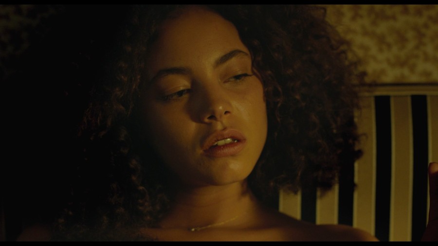 Fanny Piot Margot Lourdet Alice Isaaz Noemie Merlant Marine Sainsily Smart Ass 2014 1080p Blu ray Re