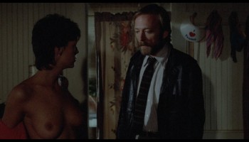 Jamie-Lee-Curtis_-_Love-Letters-1983-1080p-Blu-ray-Remux-NCS-011