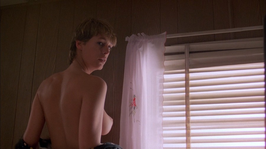 Jamie Lee Curtis Jennifer Jason Leigh Grandview USA 1984 1080p Blu ray Remux NCS 010