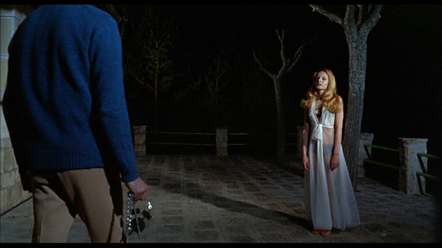 Helga Line Betsabe Ruiz Emma Cohen Maria Jose Cantudo Cristina Suriani Horror Rises from the Tomb 19