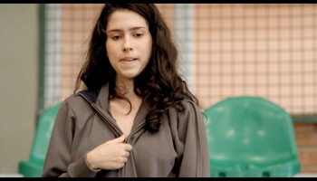 Malu-Rodrigues_Olivia-Torres_Sophia-Abrahao_-_Teens-Confessions-2013-1080p-Blu-ray-Remux-NCS-05