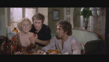 Marilu.Tolo-Ivana.Monti-others_-_The.Five.Days.1973.1080p.Blu-ray.Remux.NCS.013
