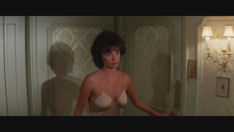 Marilu.Tolo Jacqueline.Bisset others The.Greek.Tycoon.1978.1080p.Blu ray.Remux.NCS.015