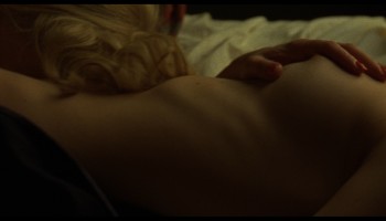 Rooney-Mara_Cate-Blanchett_-_Carol-2015-1080p-Blu-ray-Remux-NCS-08