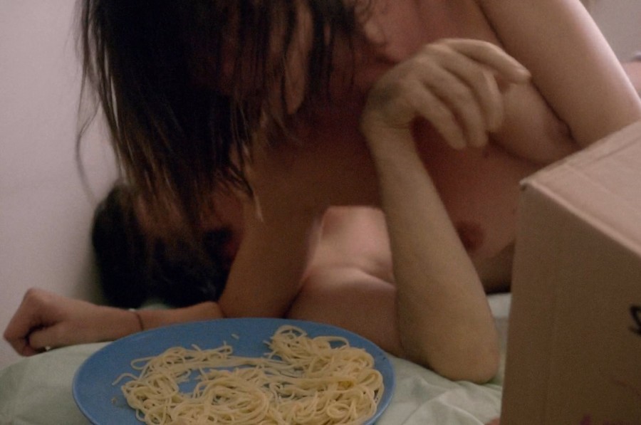 Alma-Jodorowsky-other_-_The-Starry-Sky-Above-Me-2017-1080p-Web-NCS-011.jpg