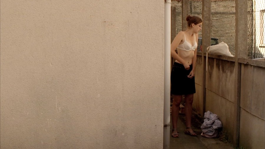 Deborah-Revy_Helene-Zimmer_Laticia-Belliccini_Christelle-Benoit_-_Desire-2011-Blu-ray-1080i-Remux-NCS-09.jpg