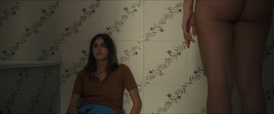 Jasmine-Trinca_Benedetta-Porcaroli_Federica-Torchetti_-_La-Scuola-Cattolica-2021-1080p-Web-NCS-07.jpg