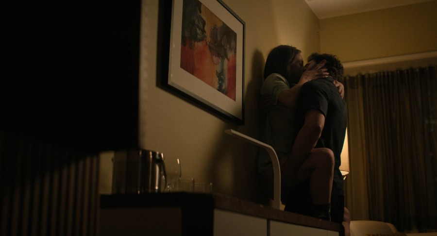 Lili-Reinhart_-_The-Love-Hypothesis-2026-1080p-Web-NCS-011.jpg