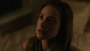 Lili-Reinhart_-_The-Love-Hypothesis-2026-1080p-Web-NCS-013