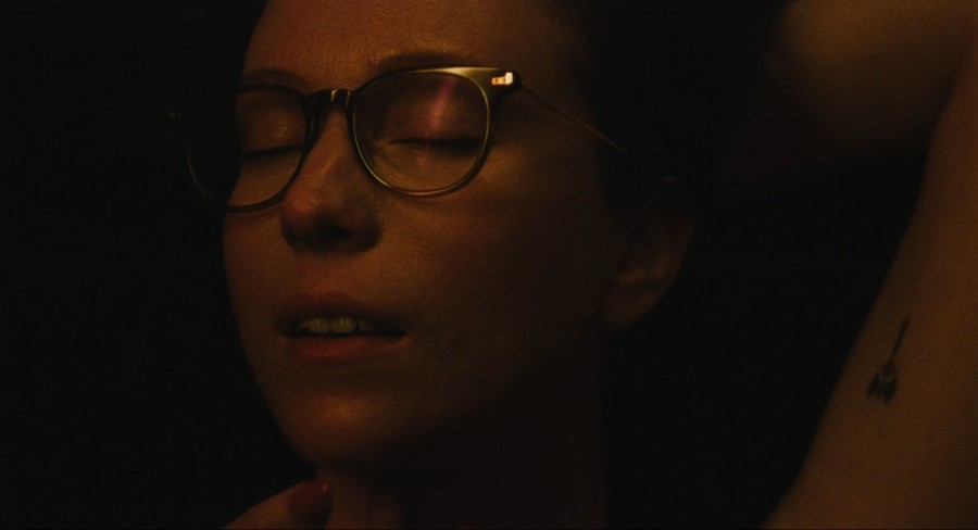 Amanda-Fix_Hannah-Einbinder_Gillian-Anderson_Brigette-Lundy-paine_-_Teenage-Sex-and-Death-at-Camp-Miasma-2026-2160p-WEB-NCS-012.jpg