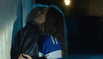 Emma-Drogunova_Sarah-Mahita_-_Bonnie-und-Bonnie-2019-1080p-Web-NCS-04