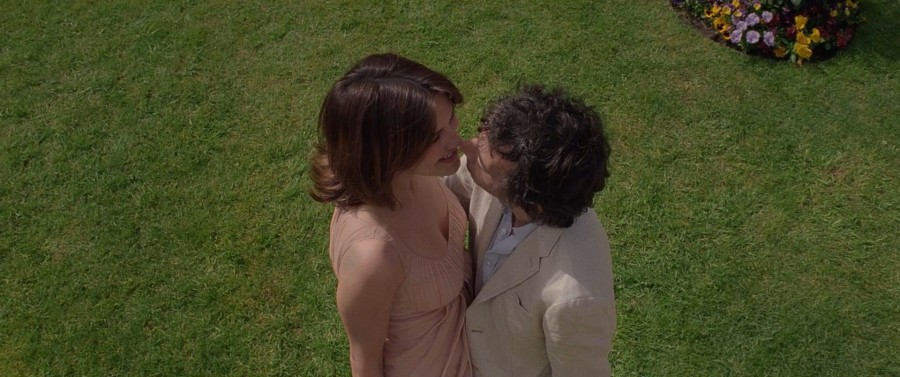 Helena-Noguerra_-_Hotel-Normandy-2013-1080p-Blu-ray-NCS-08.jpg