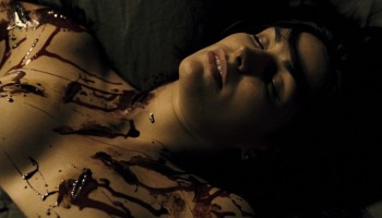 Helena-Noguerra_Marion-Cotillard_-_La-Boite-noire_aka_The-Black-Box-2005-1080p-Blu-ray-NCS-010