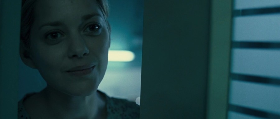 Helena-Noguerra_Marion-Cotillard_-_La-Boite-noire_aka_The-Black-Box-2005-1080p-Blu-ray-NCS-02.jpg