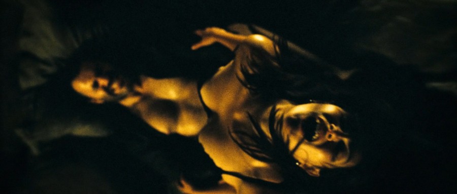 Helena-Noguerra_Marion-Cotillard_-_La-Boite-noire_aka_The-Black-Box-2005-1080p-Blu-ray-NCS-06.jpg
