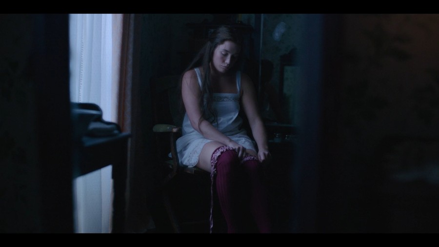Florence-Pugh_-_East-of-Eden-2026-S01E02-1080p-Web-NCS-024.jpg