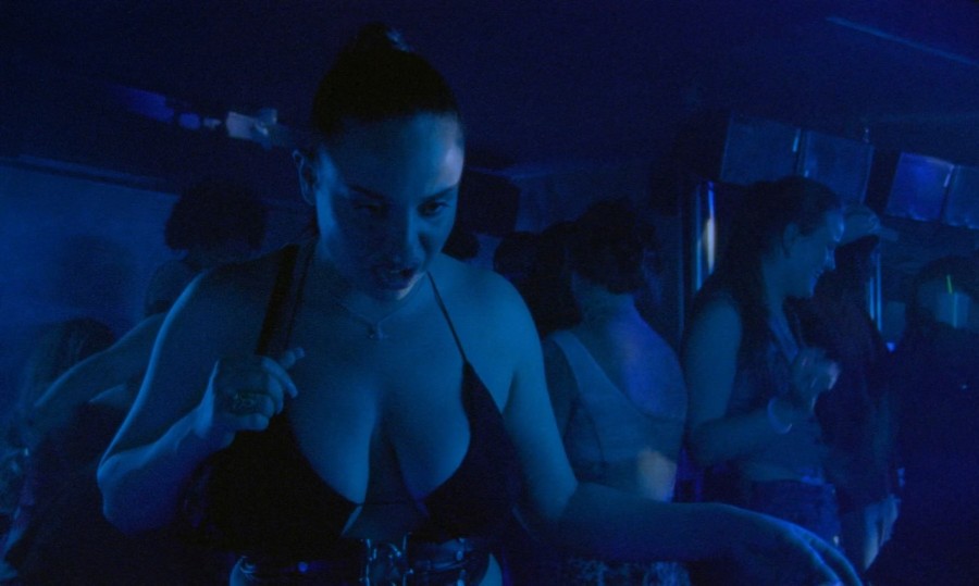 Eva-Huault_-_Shana-2026-1080p-Web-NCS-06.jpg
