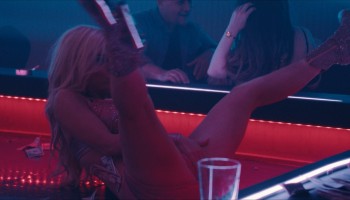 Ashley-Benson_Cody-Kennedy_Elle-King_-_Stranglehold-2026-1080p-Web-NCS-04