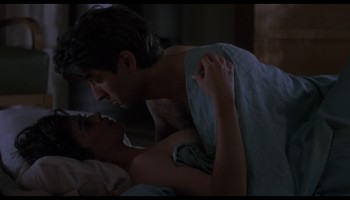 Moira-Kelly_-_The-Tie-That-Binds-1995-1080p-Blu-ray-Remux-NCS-04