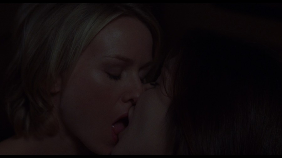 Laura-Harring_Naomi-Watts_Rena-Riffel_others_-_Mulholland-Dr-2001-Digitally-Restored-Blu-ray-1080p-Remux-NCS-015.jpg