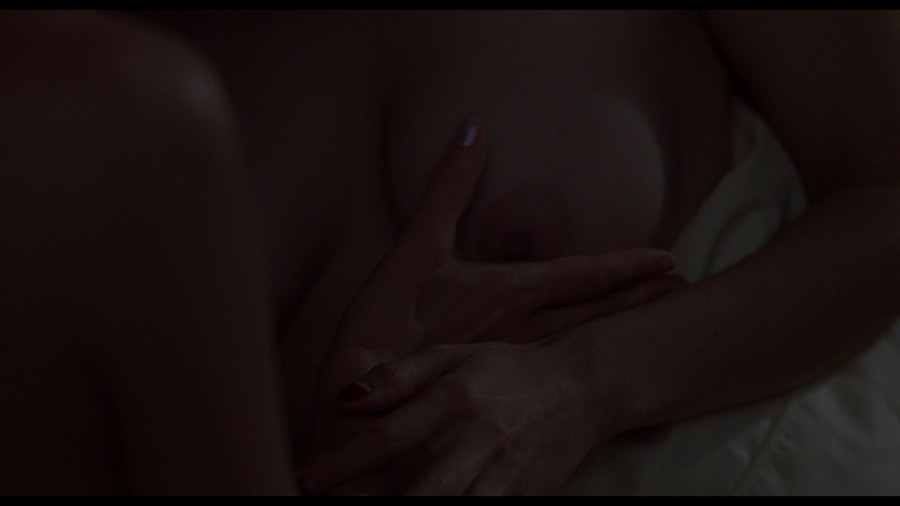 Laura-Harring_Naomi-Watts_Rena-Riffel_others_-_Mulholland-Dr-2001-Digitally-Restored-Blu-ray-1080p-Remux-NCS-016.jpg