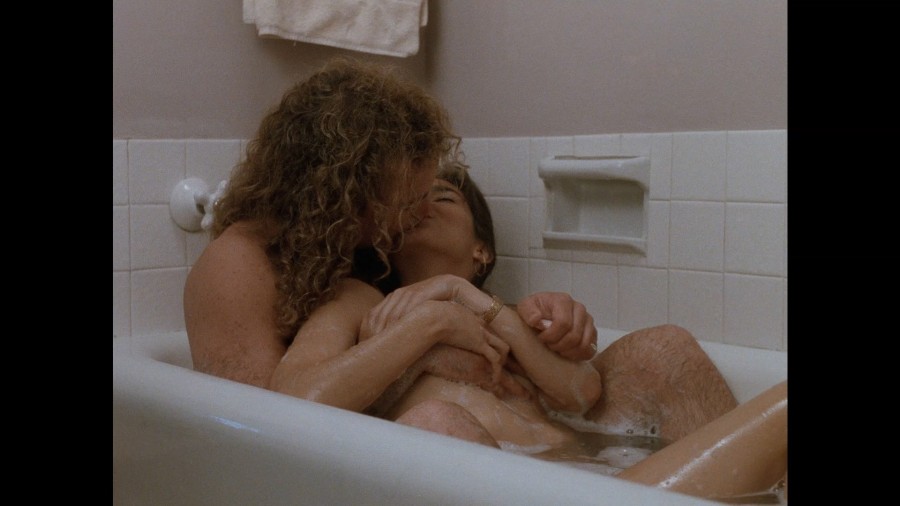 Tara-Buckman_Laura-Harring_Samantha-Scully_-_Silent-Night-Deadly-Night-3-1989-1080p-Blu-ray-REMUX-NCS-011.jpg