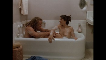 Tara-Buckman_Laura-Harring_Samantha-Scully_-_Silent-Night-Deadly-Night-3-1989-1080p-Blu-ray-REMUX-NCS-09