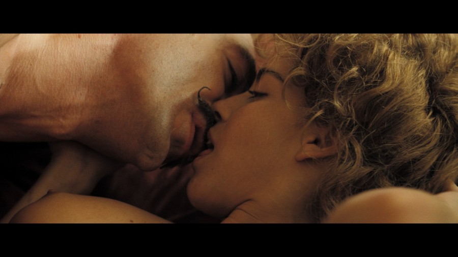 Marcela-Mar_Giovanna-Mezzogiorno_Laura-Harring_others_-_Love-in-the-Time-of-Cholera-2007-1080p-Blu-ray-Remux-NCS-020.jpg