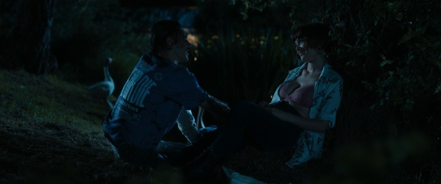 Isabel-Garrido_Marta-Nieto_Carla-Campra_-_La-manzana-de-oro-2024-1080p-Blu-ray-NCS-018.jpg