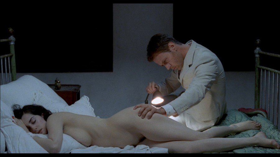 Amira-Casar_-_Anatomy-of-Hell-2004-1080p-Web-NCS-014.jpg
