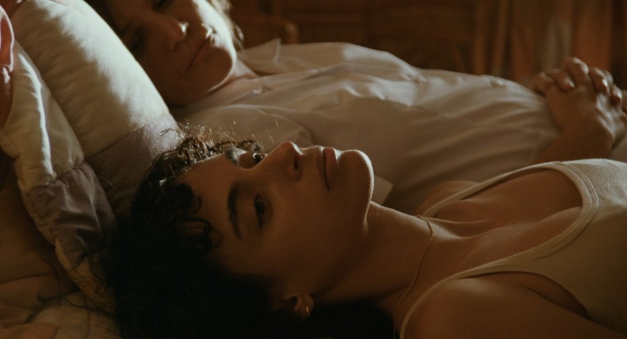 Cemre-Paksoy_Eleonore-Hendricks_-_Night-Nurse-2026-1080p-Web-NCS-06.jpg