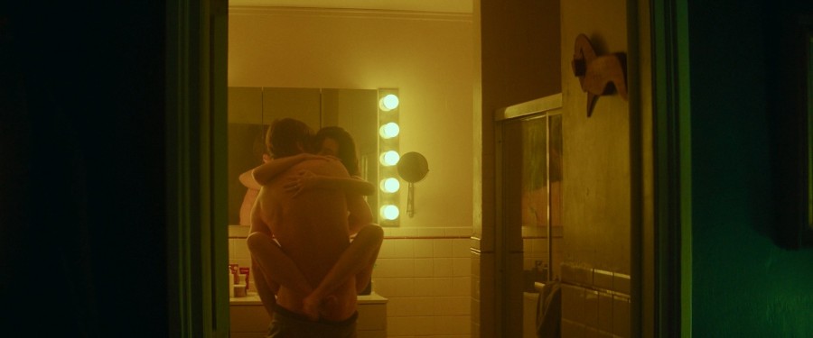 Dakota-Johnson_Anne-Hathaway_-_Verity-2026-1080p-Web-NCS-016.jpg