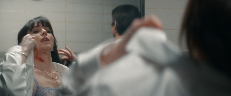 Dakota-Johnson_Anne-Hathaway_-_Verity-2026-1080p-Web-NCS-02.jpg