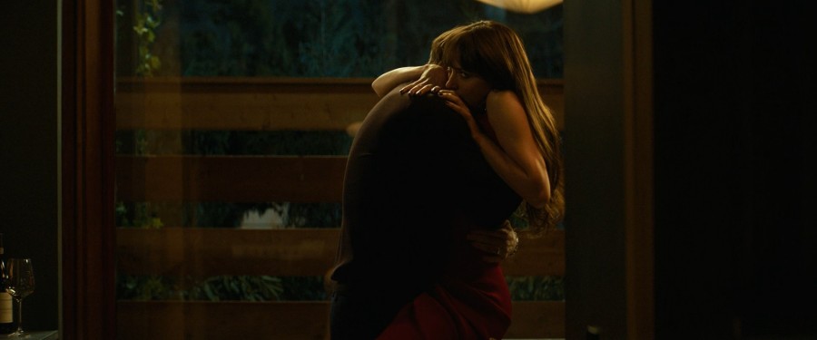 Dakota-Johnson_Anne-Hathaway_-_Verity-2026-1080p-Web-NCS-022.jpg