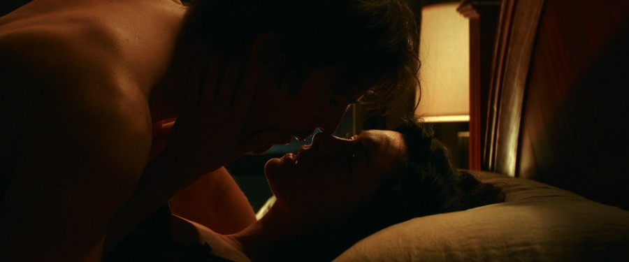 Dakota-Johnson_Anne-Hathaway_-_Verity-2026-1080p-Web-NCS-06.jpg