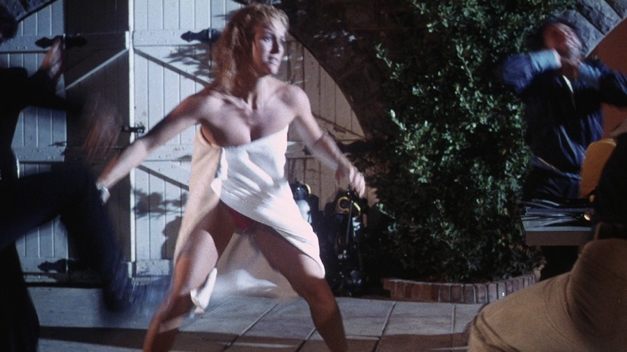 Belinda-Mayne_-_White-Fire-1984-1080p-Blu-ray-Remux-NCS-016.jpg