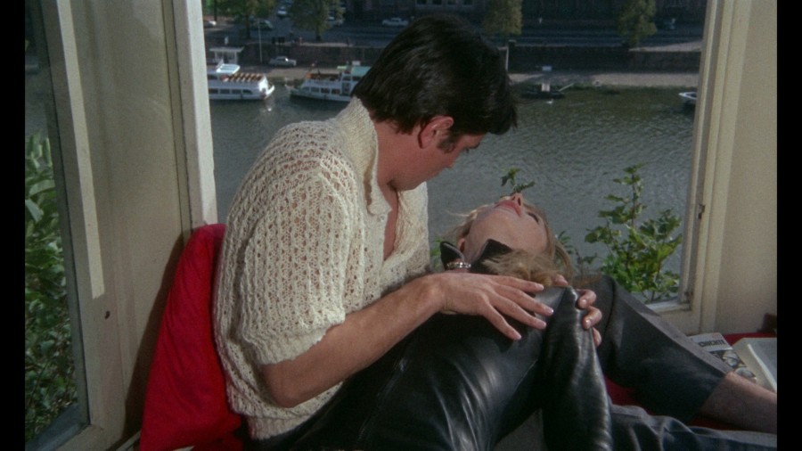 Marianne-Faithfull_-_The-Girl-on-a-Motorcycle-1968-1080p-Blu-ray-Remux-NCS-012.jpg