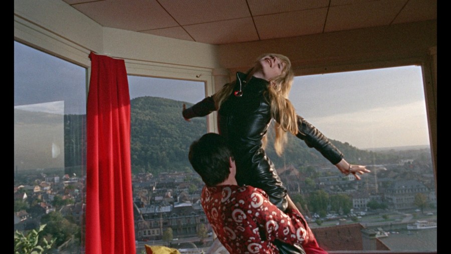 Marianne-Faithfull_-_The-Girl-on-a-Motorcycle-1968-1080p-Blu-ray-Remux-NCS-023.jpg